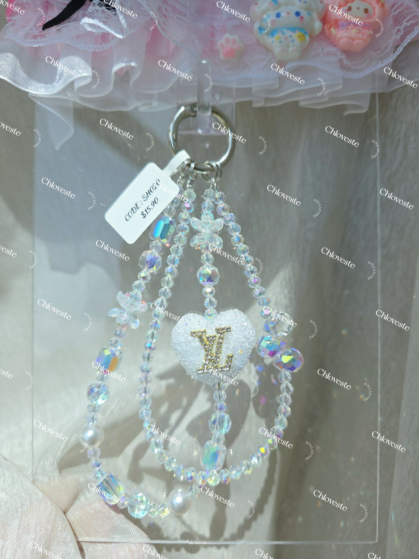 (SH020) LV White heart Phone strap